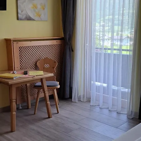 בית הארחה Gaestehaus Steger