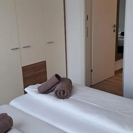 게스트하우스 Gaestehaus Steger 카프룬