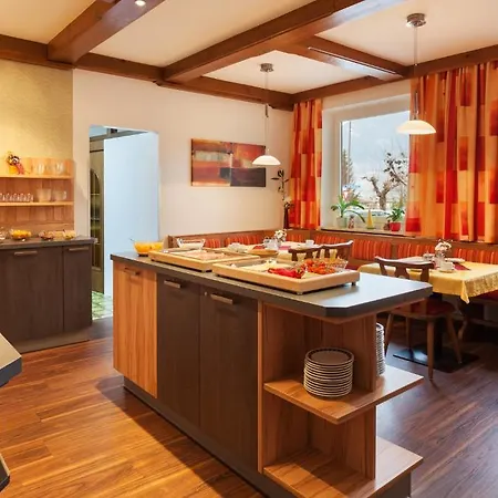 게스트하우스 Gaestehaus Steger 4*