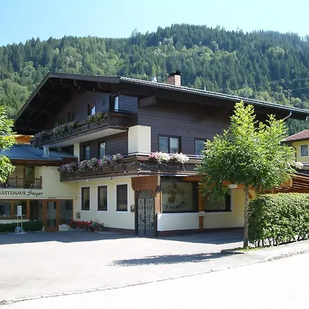 Gaestehaus Steger Guest house Kaprun