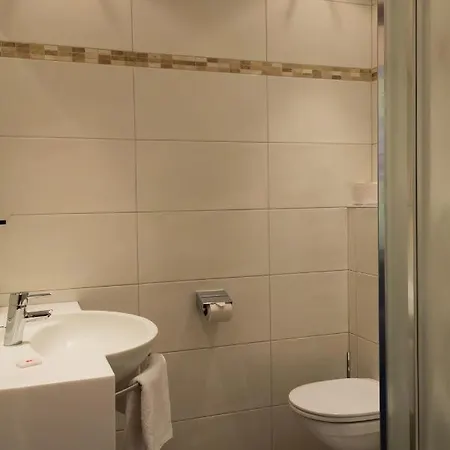 ゲストハウス Gaestehaus Steger カプルーン